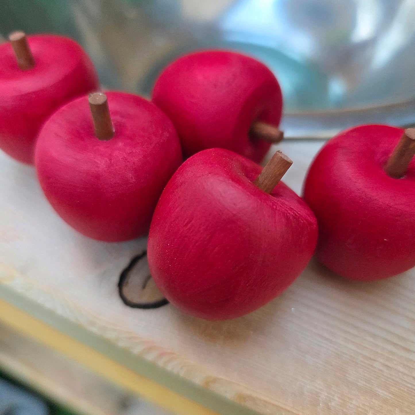 3D Wooden Apples
