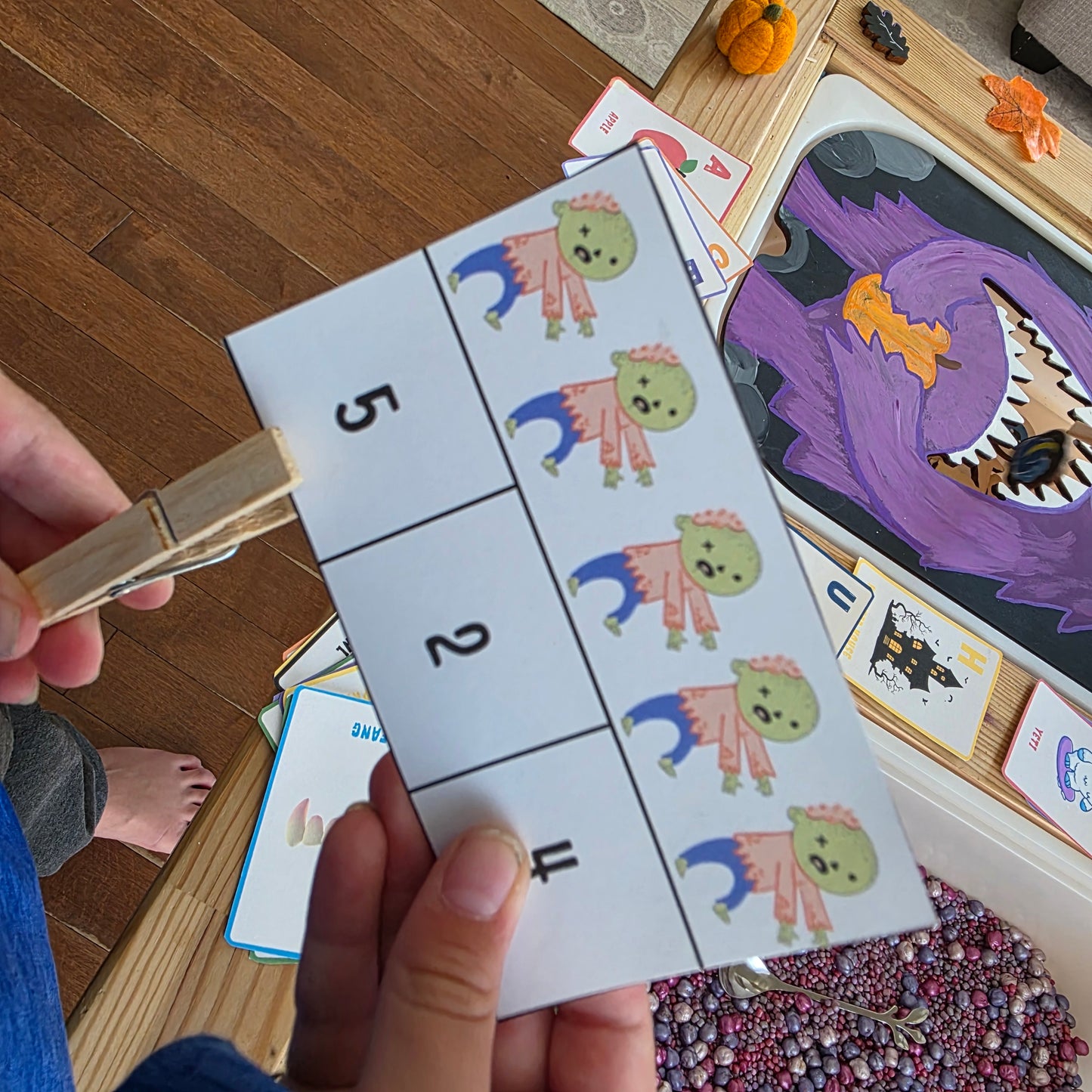 Feed The Monster Flisat Sensory Kit
