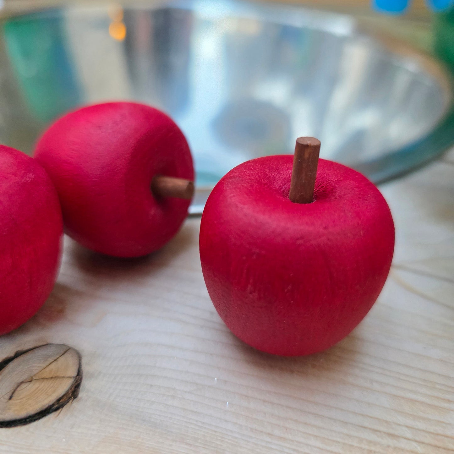 3D Wooden Apples